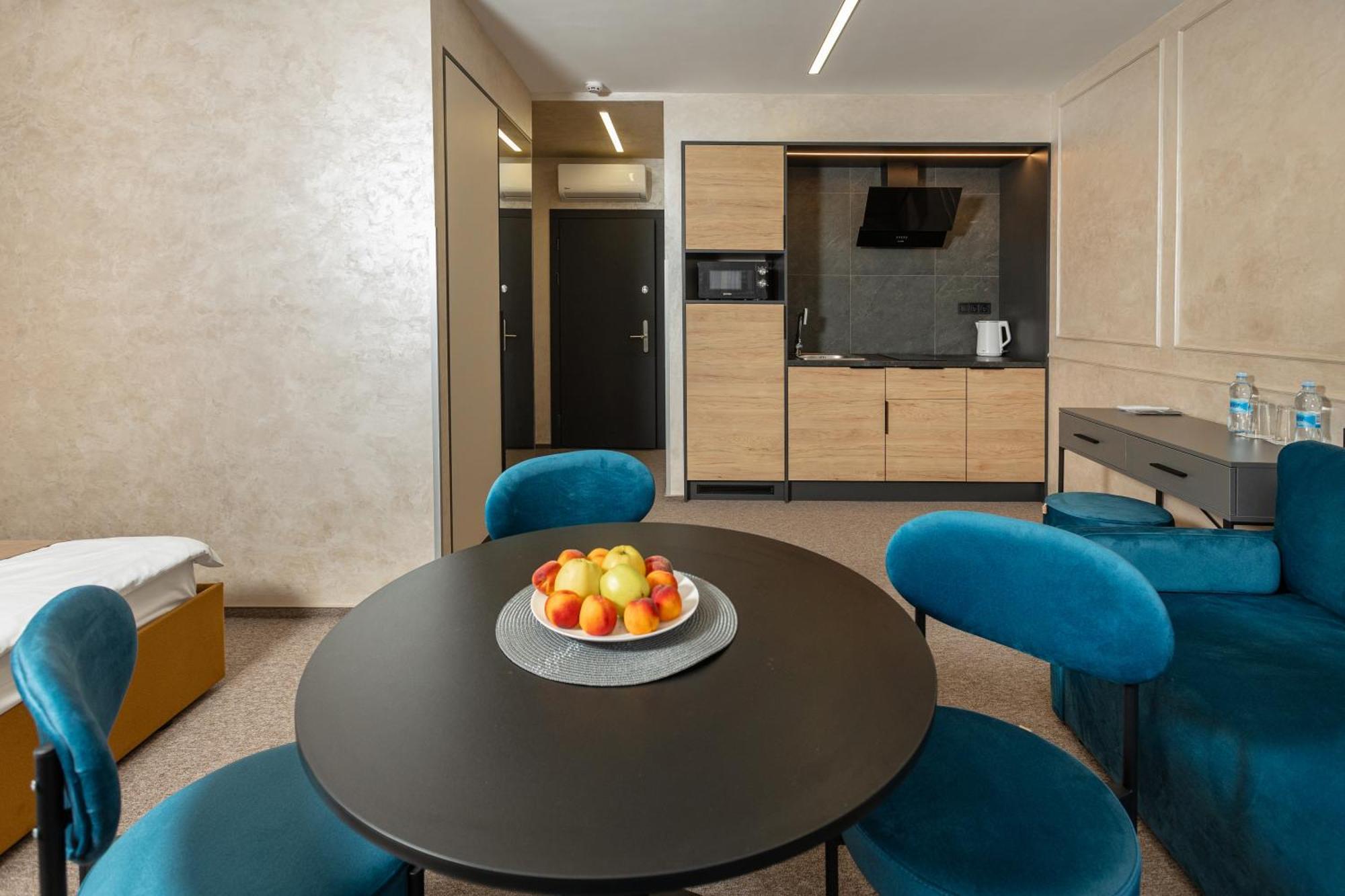 Jam Apartments Lviv Bagian luar foto